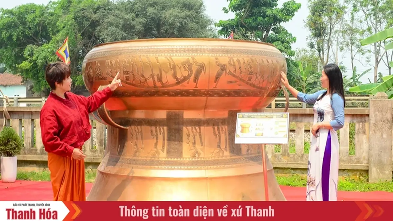 استمتع برؤية أكبر طبل برونزي في فيتنام خلال مهرجان معبد با تريو.